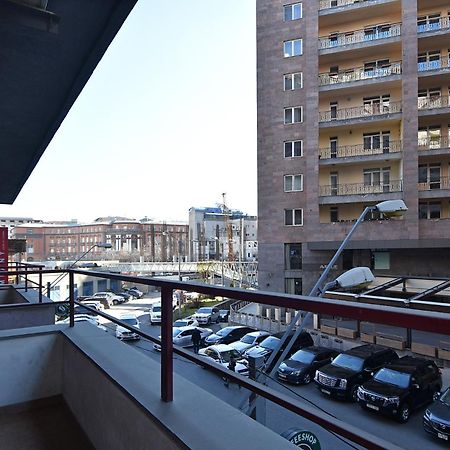 Rent Inn Yerevan On North Avenue Extérieur photo