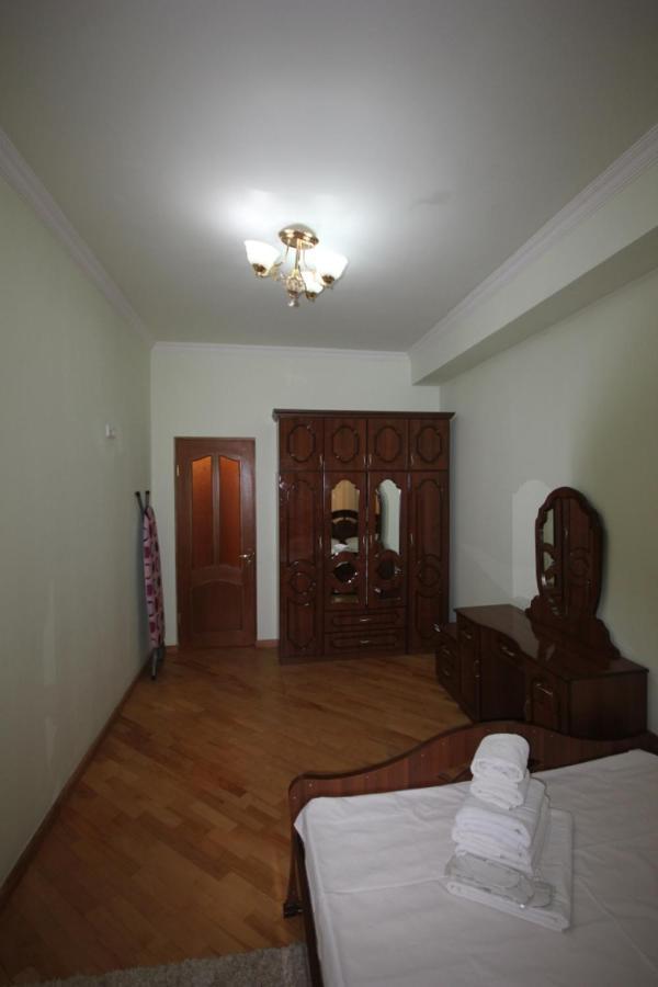 Rent Inn Yerevan On North Avenue Extérieur photo