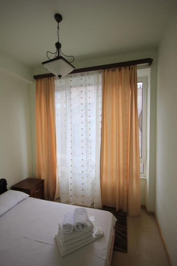 Rent Inn Yerevan On North Avenue Extérieur photo